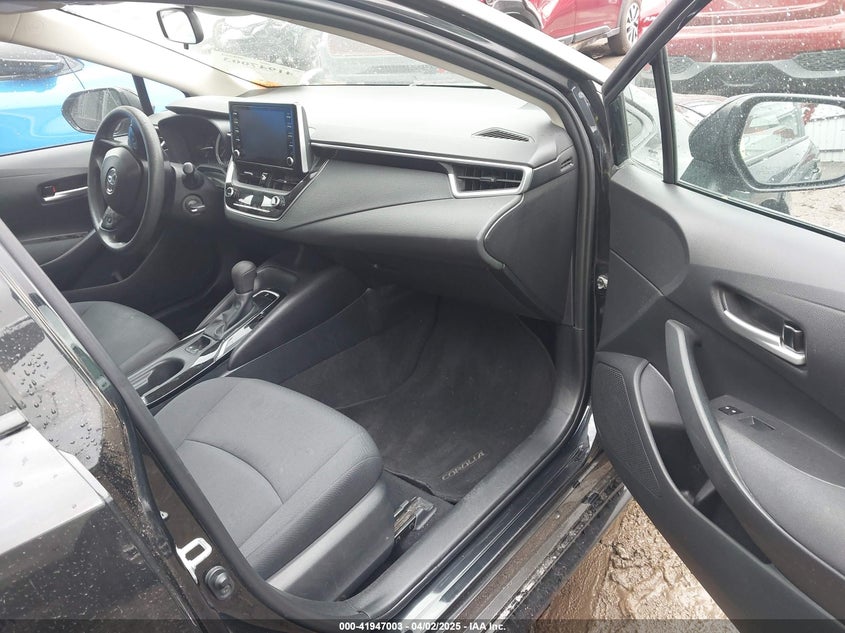 2020 TOYOTA COROLLA LE - 5YFEPRAE1LP100893