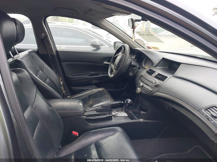 2008 HONDA ACCORD VIN: JHMCP26358C071712