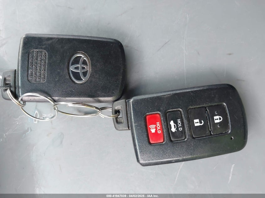 2016 TOYOTA AVALON HYBRID VIN: 4T1BD1EB1GU050322
