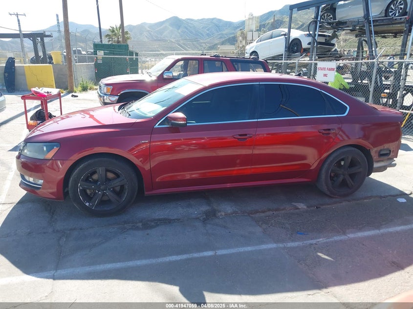 2015 VOLKSWAGEN PASSAT VIN: 1VWAT7A3XFC117991