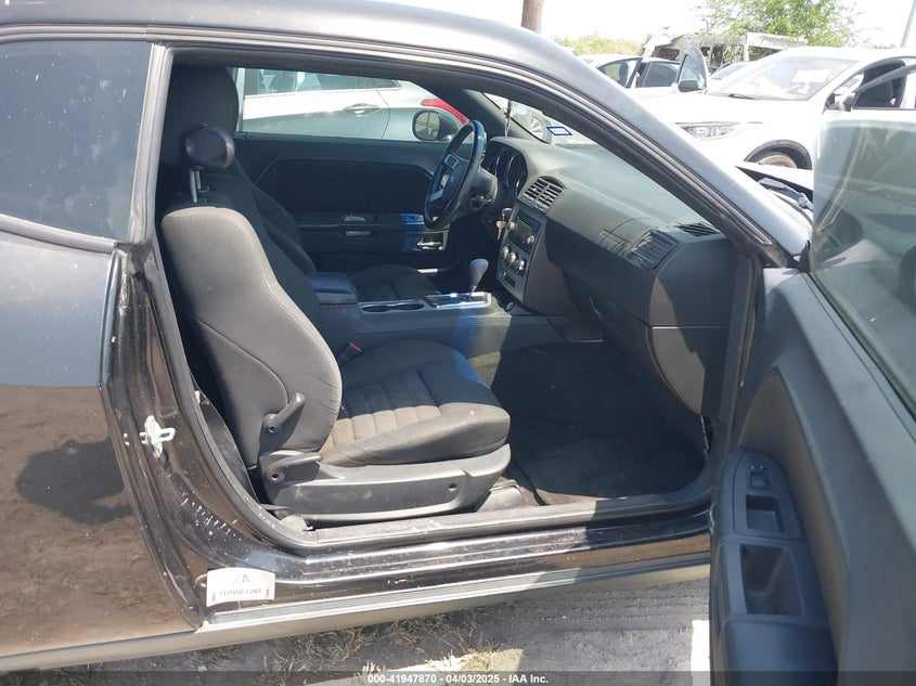 2009 DODGE CHALLENGER VIN: 2B3LJ44V29H526714