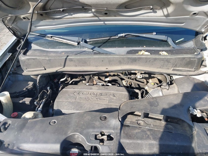 2011 HONDA PILOT VIN: 5FNYF4H52BB005343