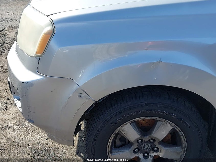 2011 HONDA PILOT VIN: 5FNYF4H52BB005343