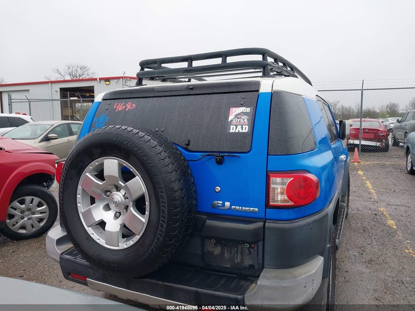 2007 TOYOTA FJ CRUISER VIN: JTEZU11F070004690
