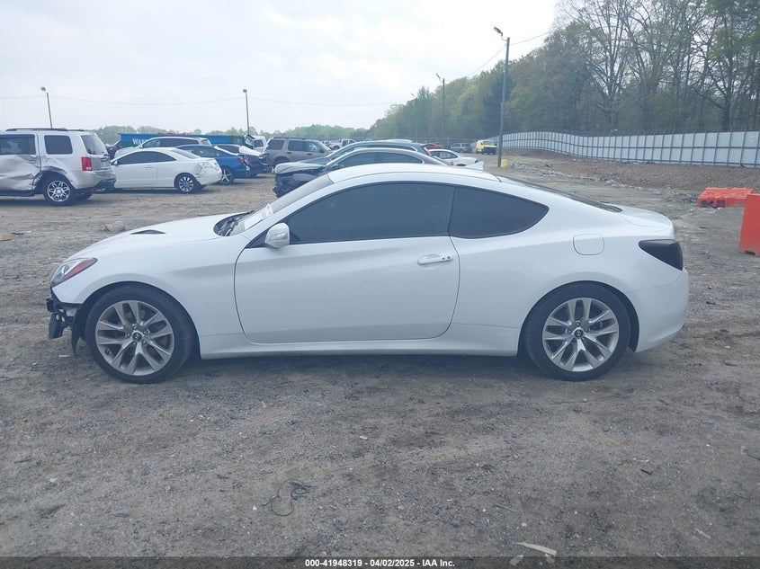 2016 HYUNDAI GENESIS 3.8 BASE KMHHT6KJ1GU134260