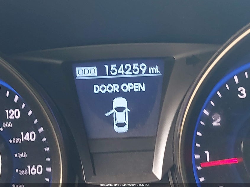 2016 HYUNDAI GENESIS 3.8 BASE KMHHT6KJ1GU134260