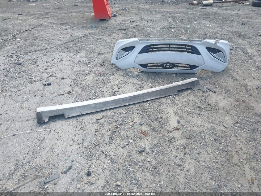 2016 HYUNDAI GENESIS 3.8 BASE KMHHT6KJ1GU134260