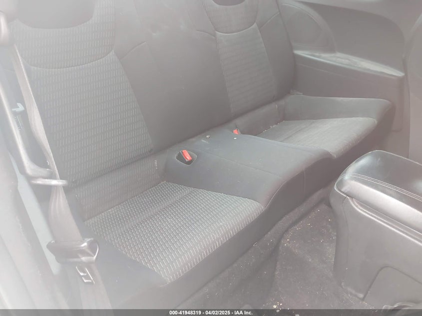 2016 HYUNDAI GENESIS 3.8 BASE KMHHT6KJ1GU134260