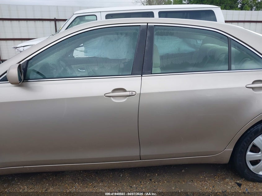 2007 Toyota Camry Le VIN: 4T1BE46K57U724629 Lot: 41948503