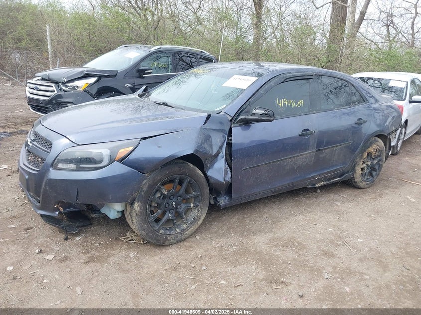 2014 CHEVROLET MALIBU VIN: 1G11C5SL2EF110657