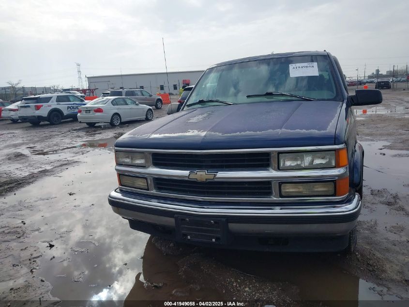 1997 Chevrolet Suburban 1500 VIN: 1GBEC16RXVJ336107 Lot: 41949058