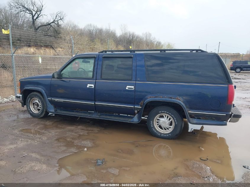1997 Chevrolet Suburban 1500 VIN: 1GBEC16RXVJ336107 Lot: 41949058
