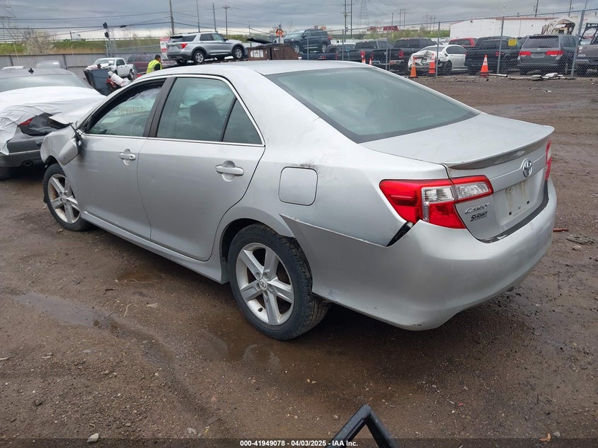 2013 TOYOTA CAMRY VIN: 4T1BF1FK2DU649556