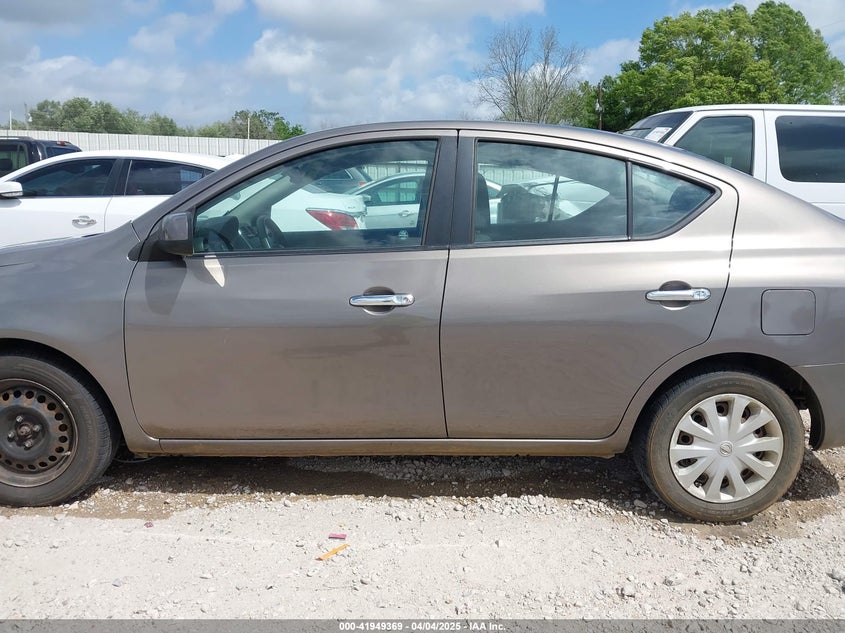2012 Nissan Versa 1.6 Sv VIN: 3N1CN7AP2CL826622 Lot: 41949369