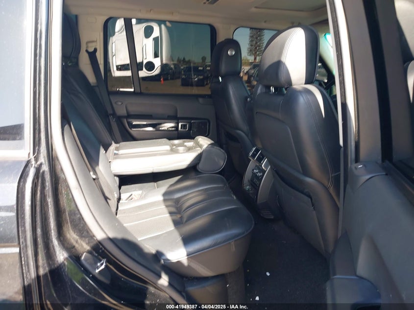 2012 LAND ROVER RANGE ROVER VIN: SALMF1D46CA376230