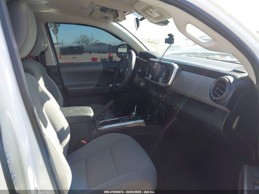 VIN 3TYAX5GN2MT014259 2021 TOYOTA TACOMA DOUBLE CAB/SR/SR5