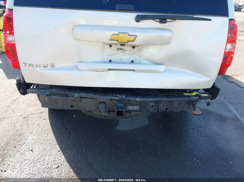 2013 CHEVROLET TAHOE LTZ - 1GNSKCE04DR368879