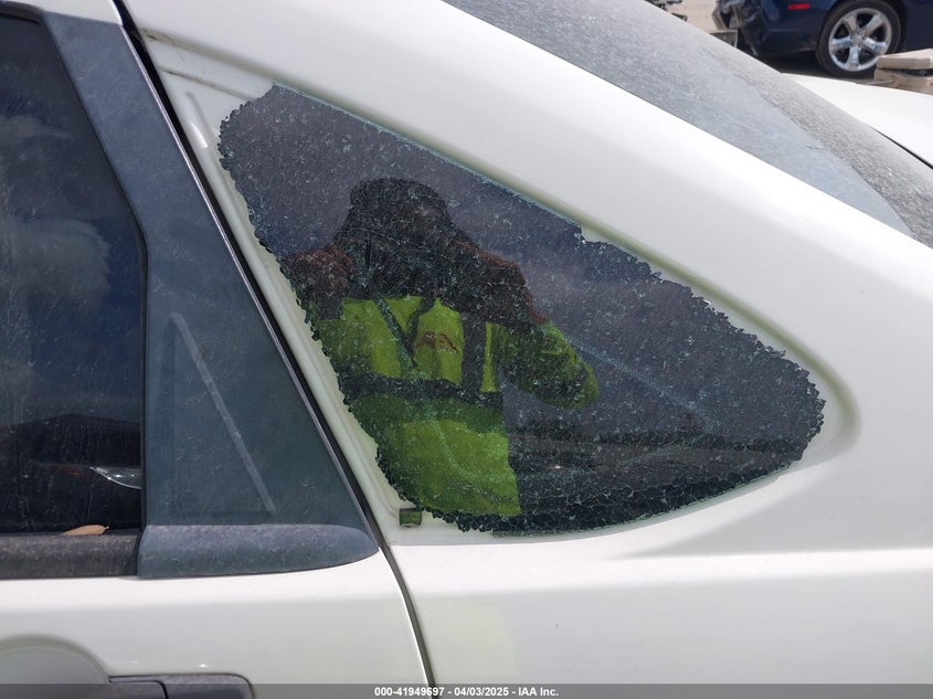 2010 FORD FOCUS VIN: 1FAHP3EN0AW237869
