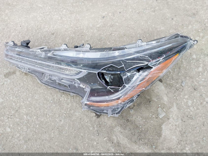 2021 TOYOTA COROLLA LE - 5YFEPMAE1MP215207