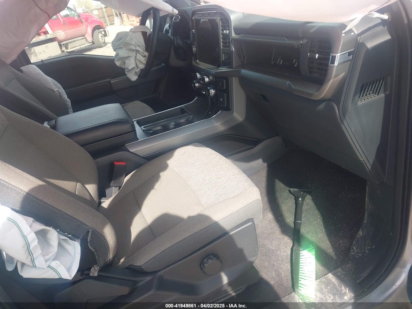 VIN 1FTFW3LD5RFA27584 2024 FORD F-150 XLT