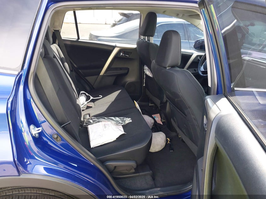 2015 TOYOTA RAV4 VIN: 2T3WFREV7FW164738