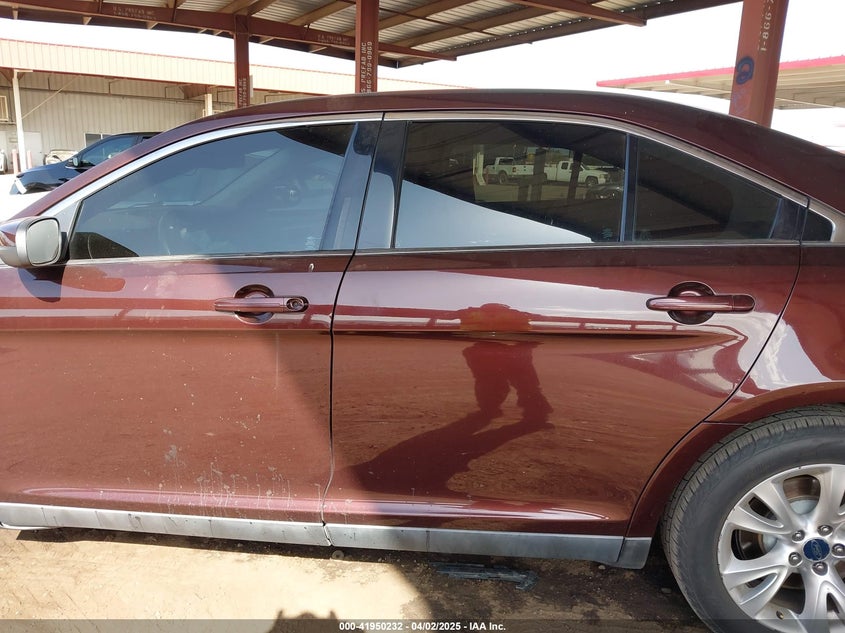 2010 FORD TAURUS VIN: 1FAHP2EWXAG142801