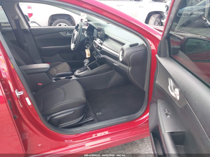 2019 KIA FORTE VIN: 3KPF24AD6KE030868