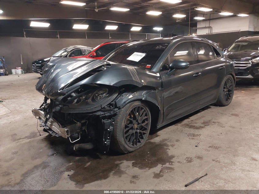 2018 Porsche Macan Sport Edition