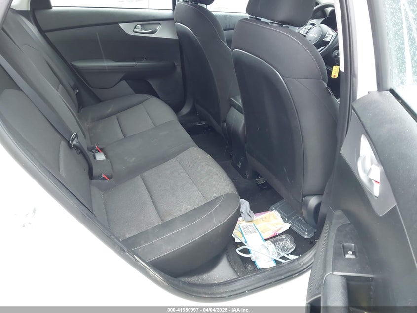 2022 KIA FORTE VIN: 3KPF24AD1NE479654