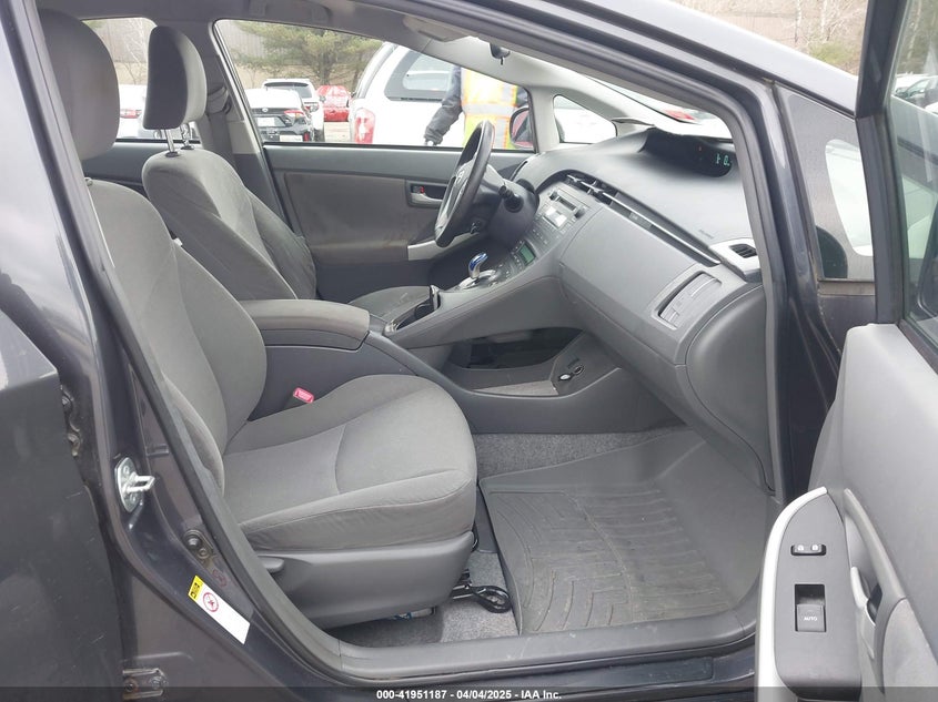 2011 TOYOTA PRIUS VIN: JTDKN3DU1B1341302