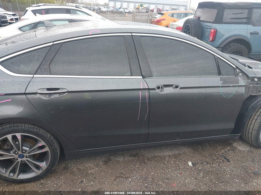 2020 FORD FUSION VIN: 3FA6P0D9XLR137973