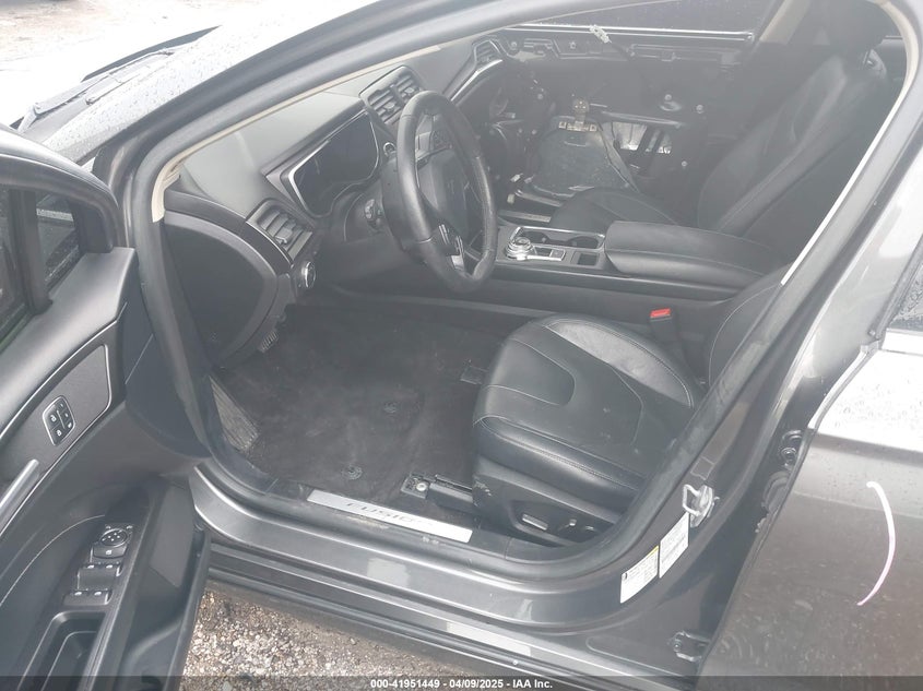 2020 FORD FUSION VIN: 3FA6P0D9XLR137973