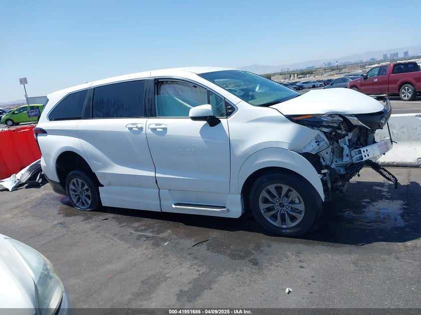 2022 TOYOTA ALL MODELS VIN: 5TDKSKFC3NS070984