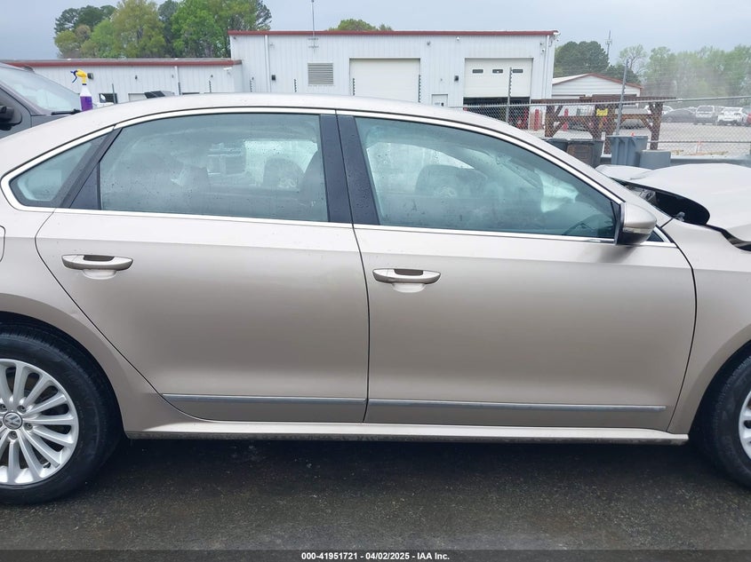 2016 VOLKSWAGEN PASSAT 1.8T SE - 1VWBT7A38GC062592