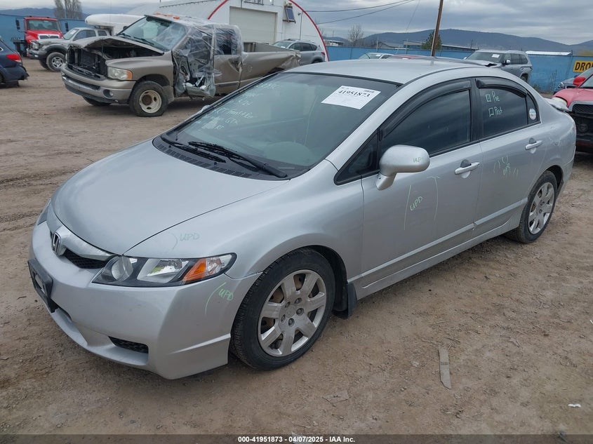 2010 HONDA CIVIC VIN: 2HGFA1F57AH331463