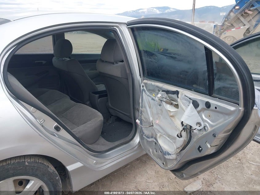 2010 HONDA CIVIC VIN: 2HGFA1F57AH331463