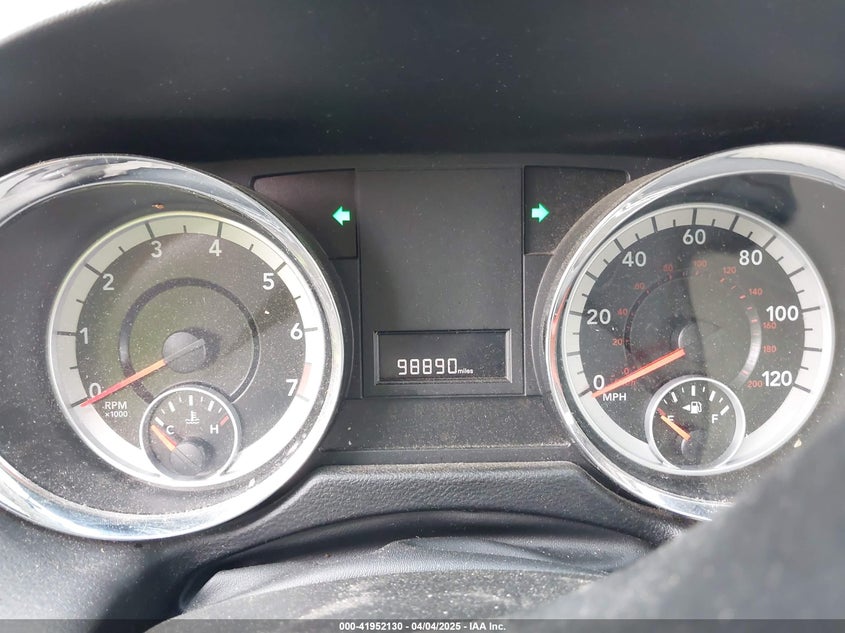 2012 DODGE GRAND CARAVAN VIN: 2C4RDGCG5CR398605