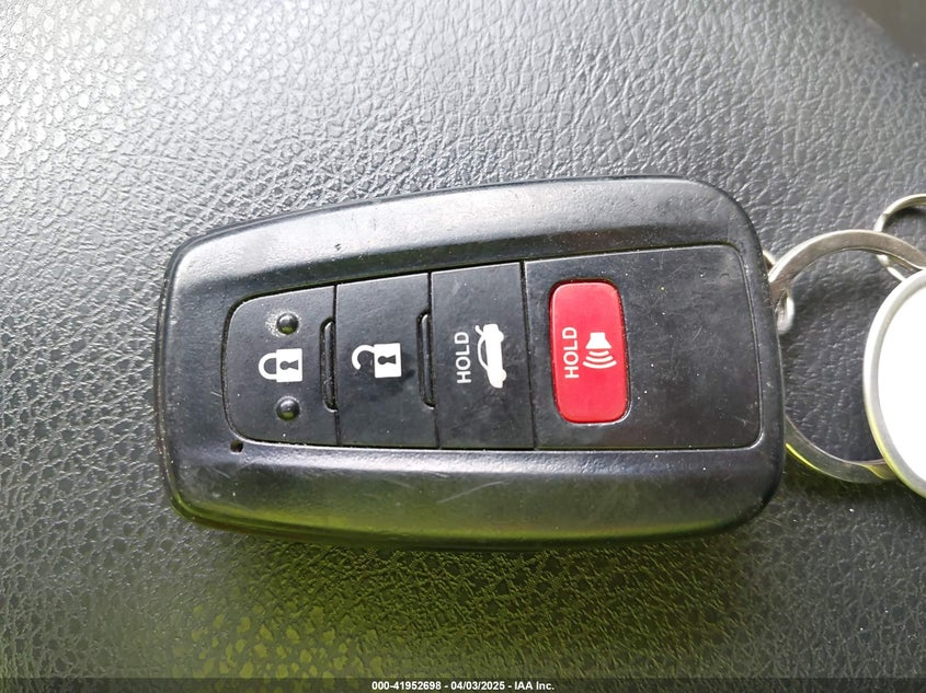 2018 TOYOTA CAMRY LE - 4T1B11HK6JU563769