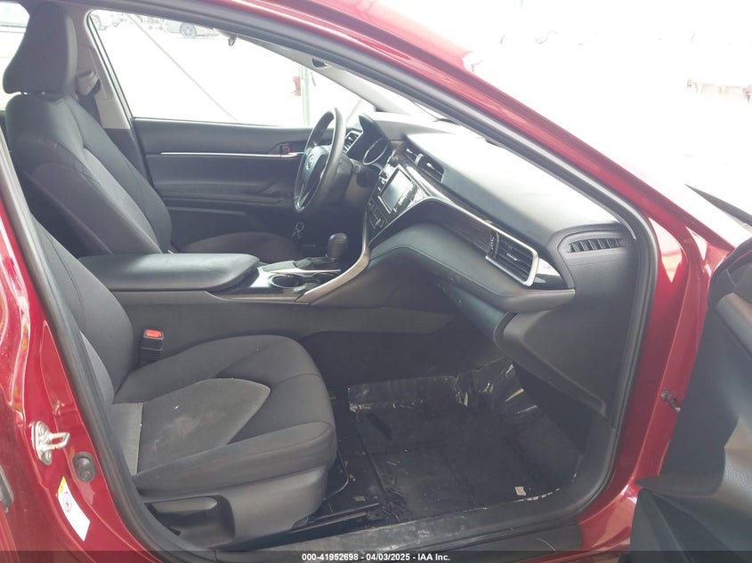 2018 TOYOTA CAMRY LE - 4T1B11HK6JU563769