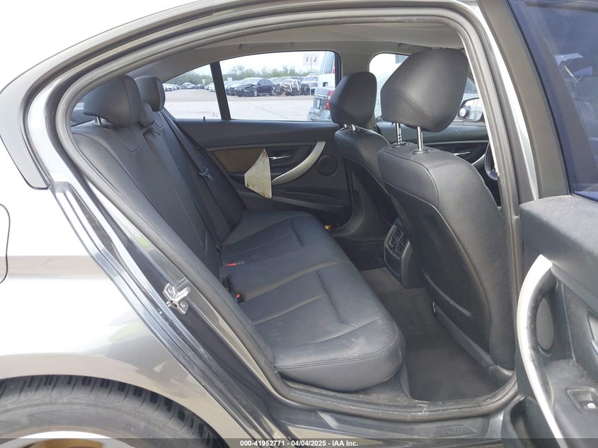 2013 BMW 320 VIN: WBA3B1C53DK128602