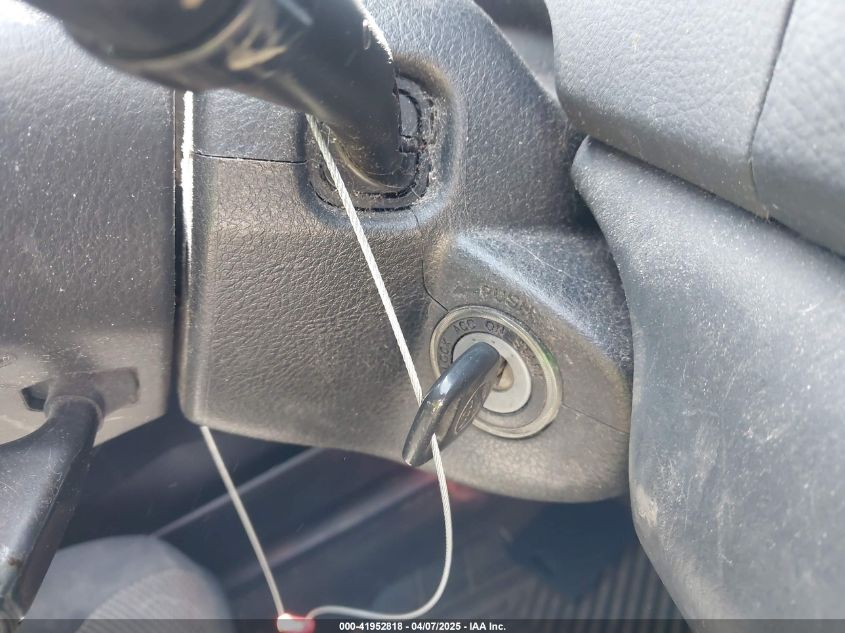 2004 Toyota Camry Le/Se/Std/Xle VIN: 4T1BE32K84UKATE87 Lot: 41952818