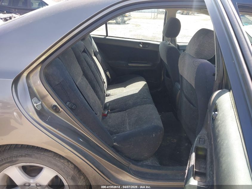 2004 Toyota Camry Le/Se/Std/Xle VIN: 4T1BE32K84UKATE87 Lot: 41952818