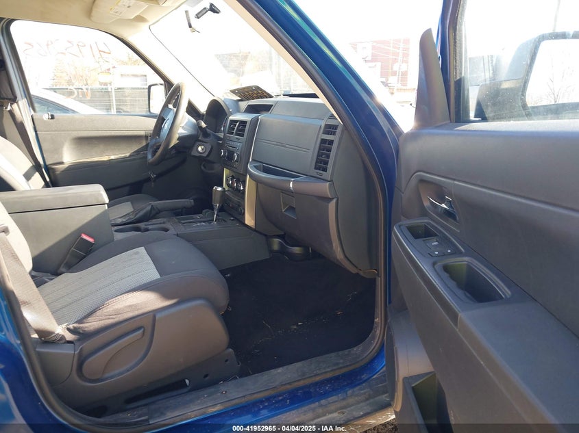 2010 JEEP LIBERTY VIN: 1J4PN2GK2AW179248