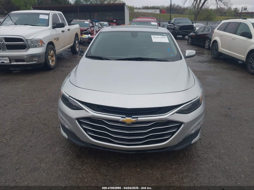 2019 CHEVROLET MALIBU VIN: 1G1ZD5ST4KF145602