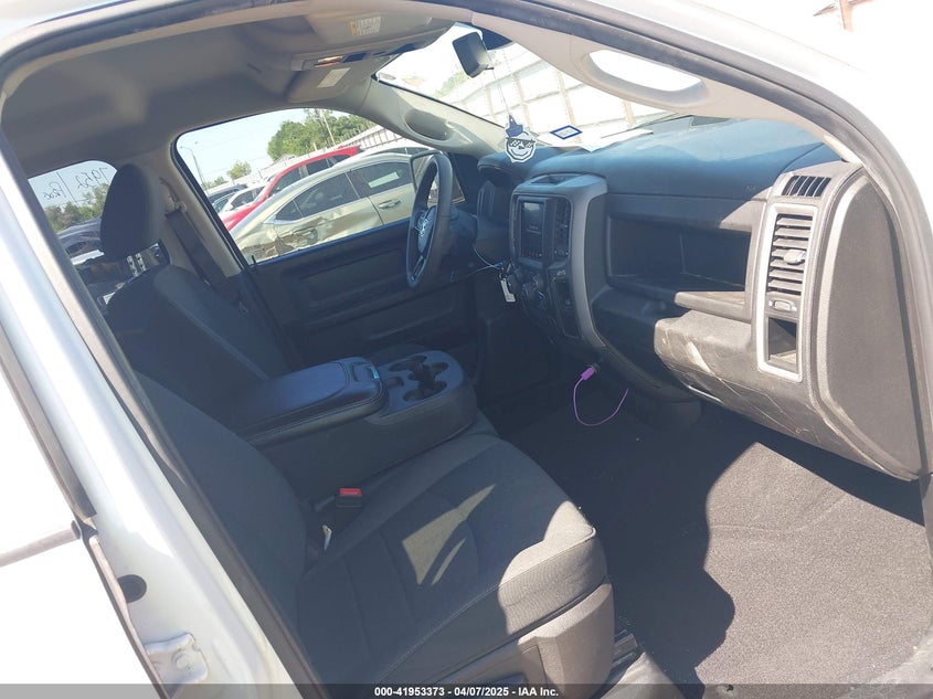 2021 RAM 1500 CLASSIC VIN: 1C6RR6FGXMS506585