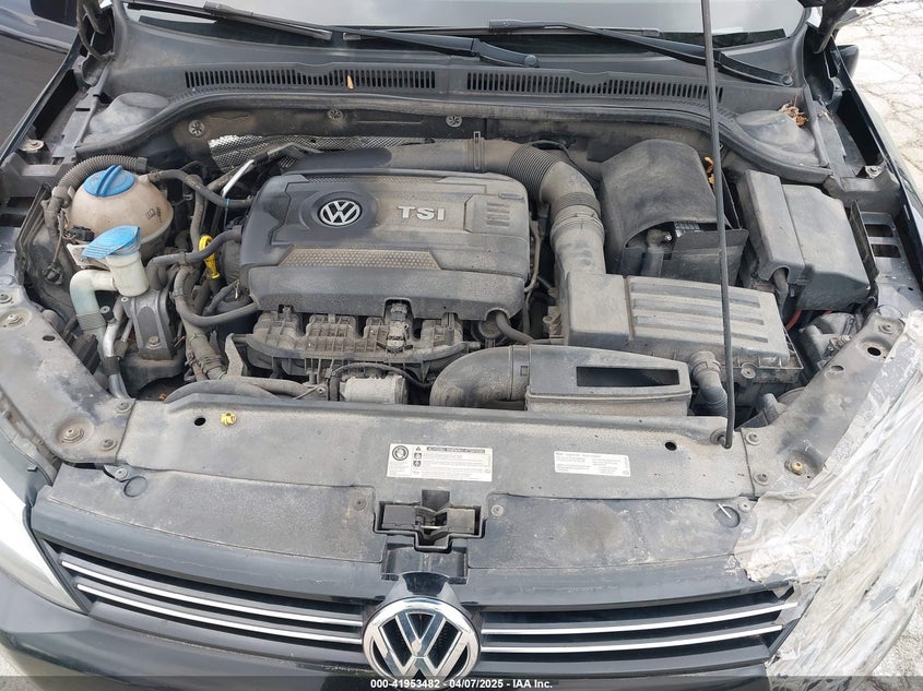 2014 VOLKSWAGEN JETTA VIN: 3VWD17AJ4EM393467