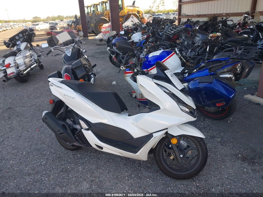 2022 HONDA WW150  (VIN: RLHKF4703NY100915)