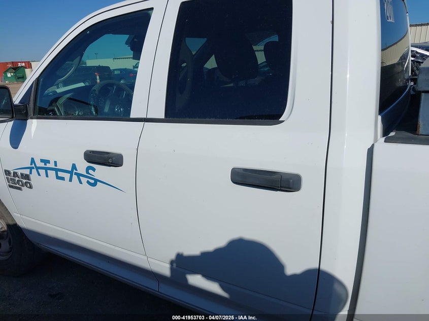 2019 RAM 1500 CLASSIC VIN: 1C6RR6FG7KS610478