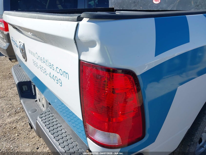 2019 RAM 1500 CLASSIC VIN: 1C6RR6FG7KS610478