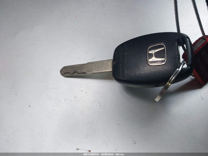 2010 HONDA CIVIC VIN: 19XFA4F5XAE000114